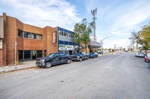 5012 50 Avenue  For Lease